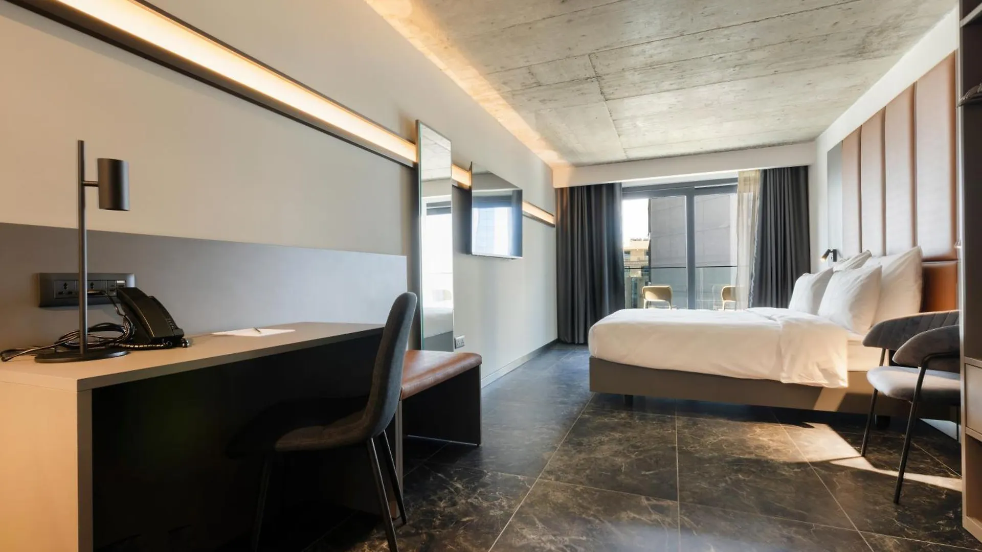 The Londoner Hotel St. Julian'S